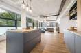 Spacious Modern 4-Room Apartment in Prime Old Town Location