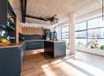 Spacious Modern 4-Room Apartment in Prime Old Town Location