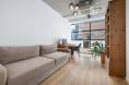 Spacious Modern 4-Room Apartment in Prime Old Town Location