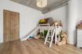 Spacious Modern 4-Room Apartment in Prime Old Town Location